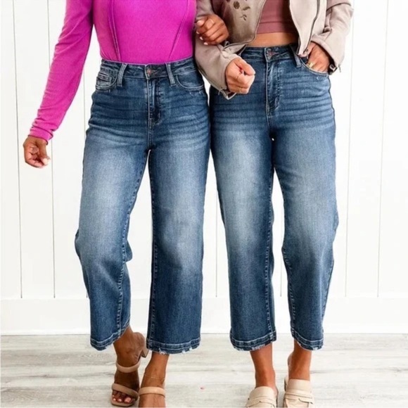 Judy Blue - High Rise Control Top Wide Leg Crop Jeans